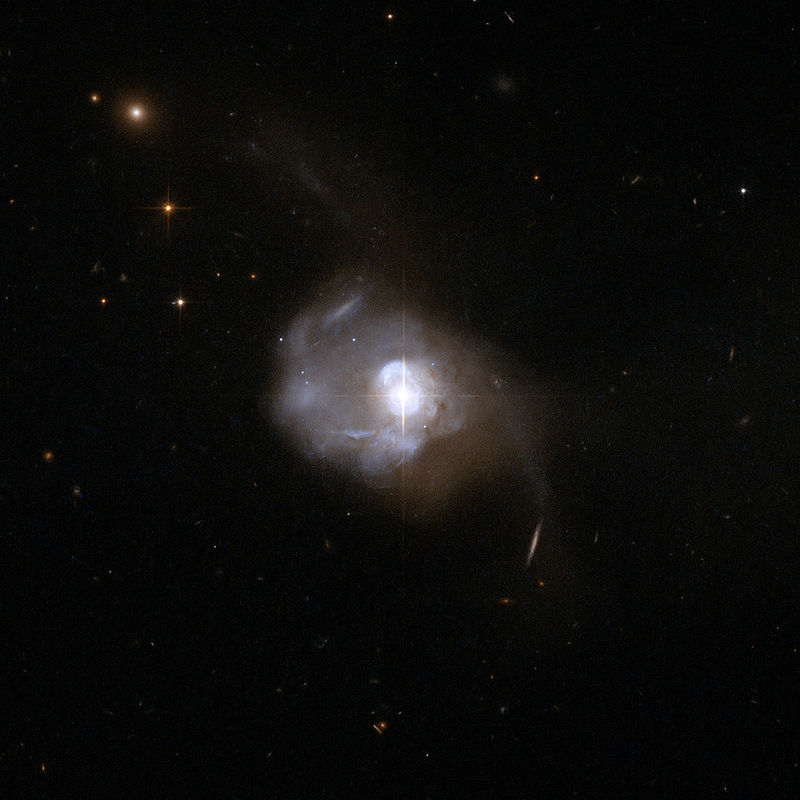 Markarian 231 ripreso da Hubble. Fonte: NASA, ESA, the Hubble Heritage (STScI/AURA)-ESA/Hubble Collaboration, e A. Evans (University of Virginia)